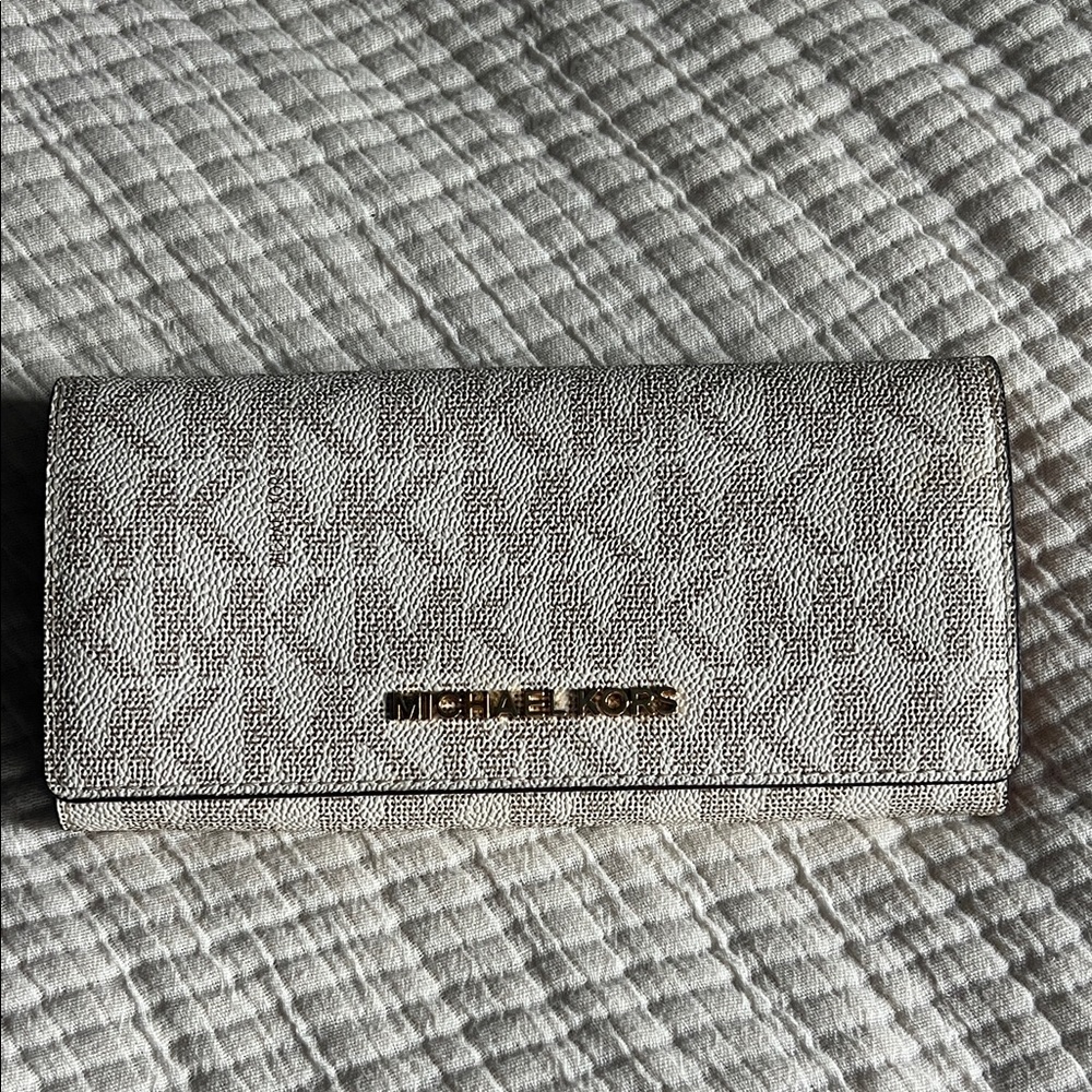 Michael Kors Metallic Key & Card Holder